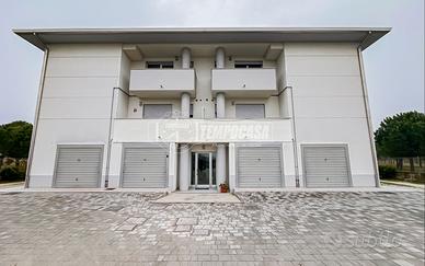 TRILOCALE MODERNO CON GARAGE A GATTEO MARE