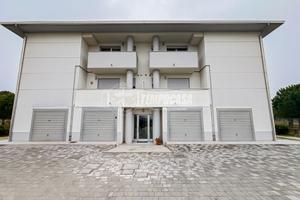TRILOCALE MODERNO CON GARAGE A GATTEO MARE