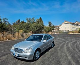 Mercedes-benz C 220 C 220 CDI cat Elegance