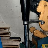 Sgabelli alti regolabili