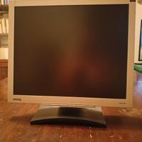 Monitor 19"