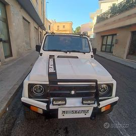 Suzuki Samurai