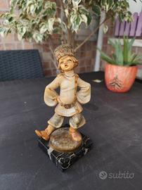 Statua cosacco su base di marmo