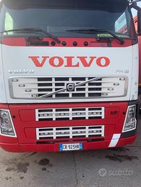 Volvo trasporto bestiame e animali vivi