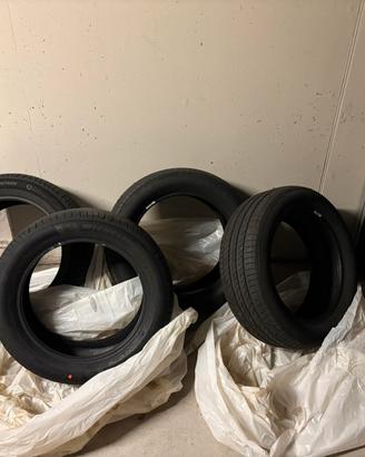 4 pneumatici Michelin Primacy 4 nuovi - 195/55 R16