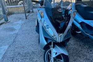 Malaguti madison 3 250ie