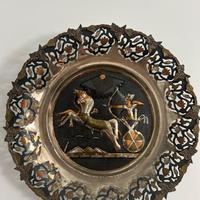 Piatto Decorativo Egizio in Metallo Intarsiato
