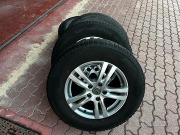 4 x Cerchi 🛞 Gomme 215/70R16 invernale 215-70-16