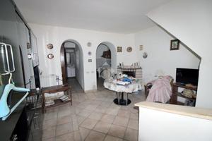 4 LOCALI A SALISANO