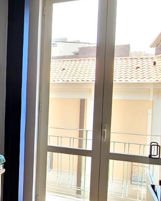 Tenda a pennelli blu royal con ganci