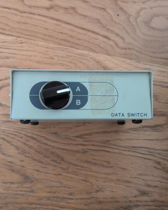 Switch dati manuale A/B DB25
