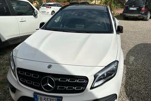 Merceds gla 2018 night edition . Full optional.