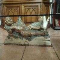 Tavolino elegante (trattabile)