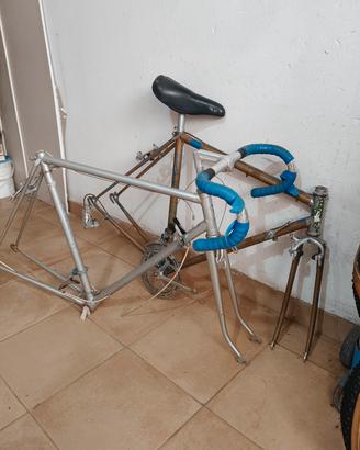 Bici corsa, 2 telai come da foto. 