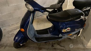 Piaggio Vespa 50cc