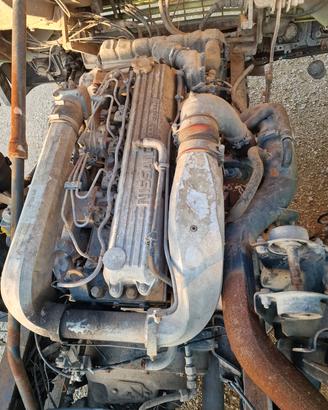 Motore + cambio Nissan L 70.09