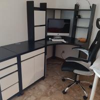 Scrivania ad angolo