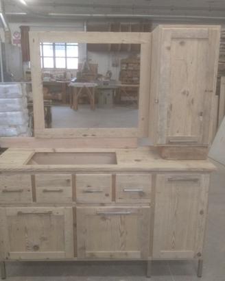 bagno pensile speccchiera in legno vecchio laccato