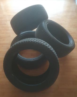 Set gomme invernali Hankook