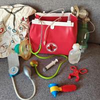Kit accessori medici sia giocattolo che veri