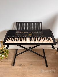 Yamaha PSR-83 tastiera + supporto e alimentatore