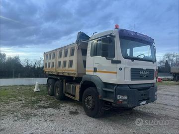 Man 33.410 mezzo D'opera trilaterale