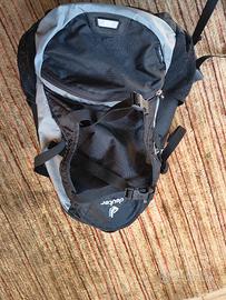 zaino deuter  per ciclismo e outdoor