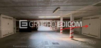 Garage, Pavia.