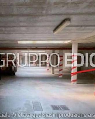 Garage, Pavia.