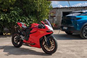 Ducati Panigale 899