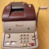 Calcolatrice meccanica Everest anni ’50 – Vintage