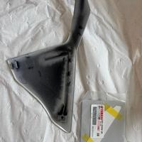 FIANCHETTO ORIGINALE YAMAHA R1M NUOVO