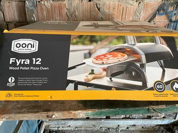 Forno pizza ooni a pellet