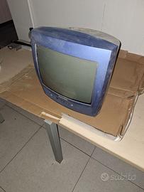 Tv color/monitor Grundig con scart/rca x gaming