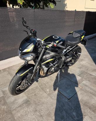 Triumph Street Triple RS 