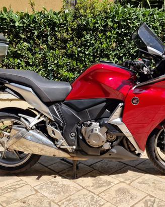Honda VFR 1200 F DCT ABS