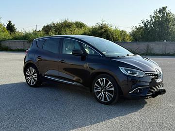 Renault Scenic 1.6. edc 160 cv Initiale Paris