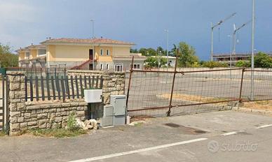 Immobile in asta di 1821 m² con più di 5 locali e 