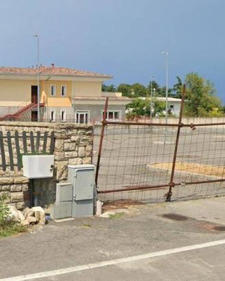 Immobile in asta di 1821 m² con più di 5 locali e 
