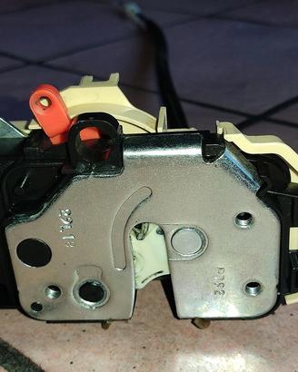 Serratura per portiera lato guida SX