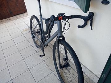 Bici Gravel 2WD