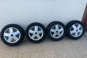 Gomme e cerchi ford Focus