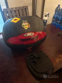 Bauletto givi con piastra