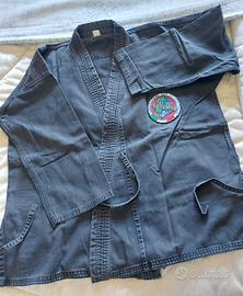 Divisa unisex di Viet Vo Dao