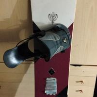 Snowboard Nitro Black Widow.