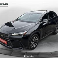 Lexus NX Hybrid Premium 4WD MY22