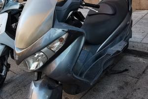 scooter suzuki 125