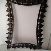 Cornice in metallo del 1950 con foglie