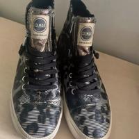 Scarpe Colmar maculate