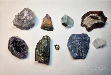 Lotto minerali e cristalli naturali da collezione 